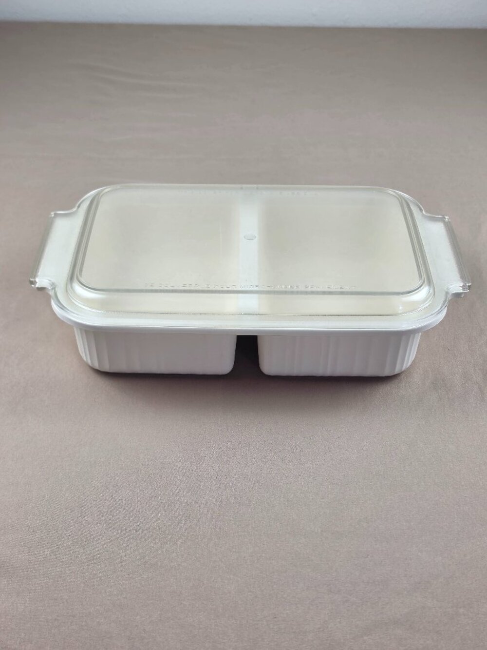 Vtg Rubbermaid Microwave Dish & Lid Cookware Reheat Divided 2 QT Casserole